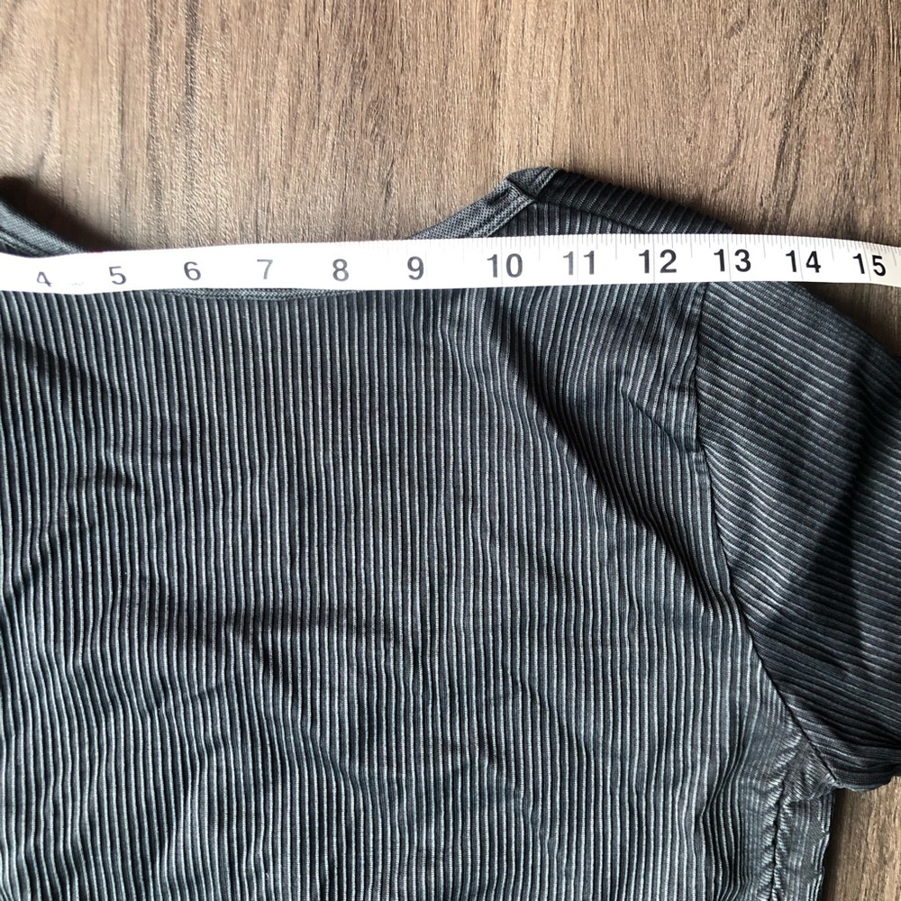 Aerie Offline Cropped Athletic Top Size XL Black Bodycon Workout Athleisure - Picture 5 of 10